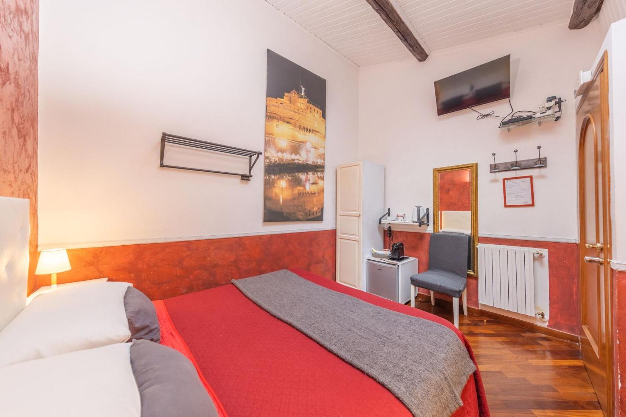 Room In Bb - Skylight Double Room In History House Roma Exterior foto